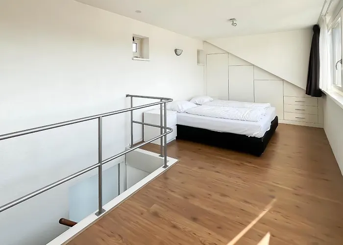 Dom wakacyjny Droomzicht By Droomvilla Uitgeest